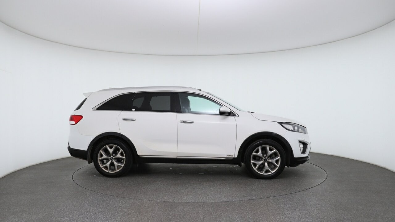 Kia Sorento image 3