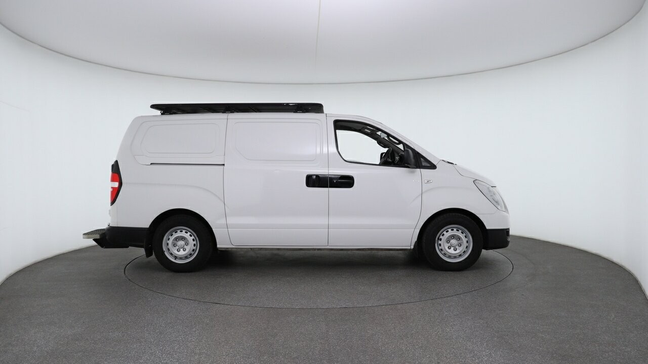 Hyundai Iload image 3
