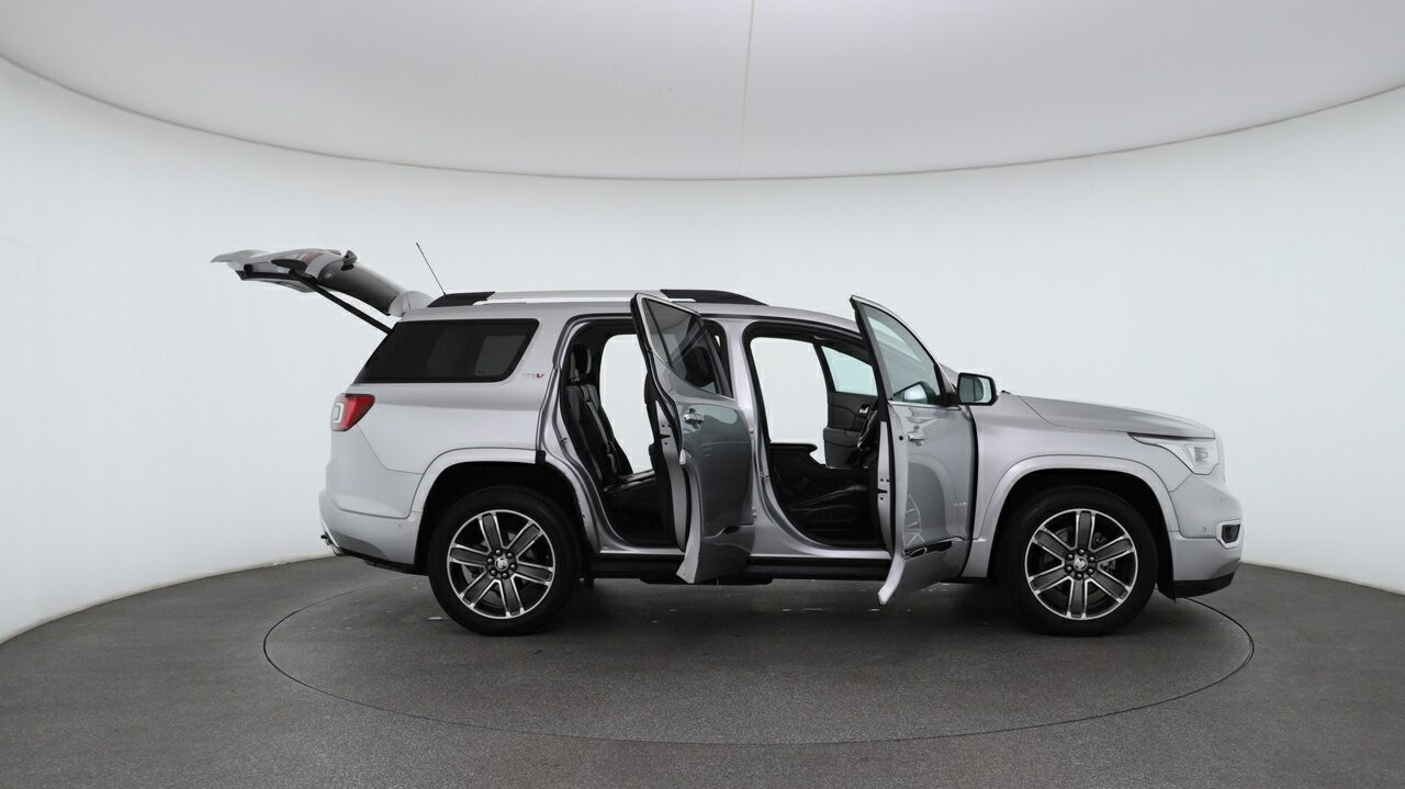 Holden Acadia image 4