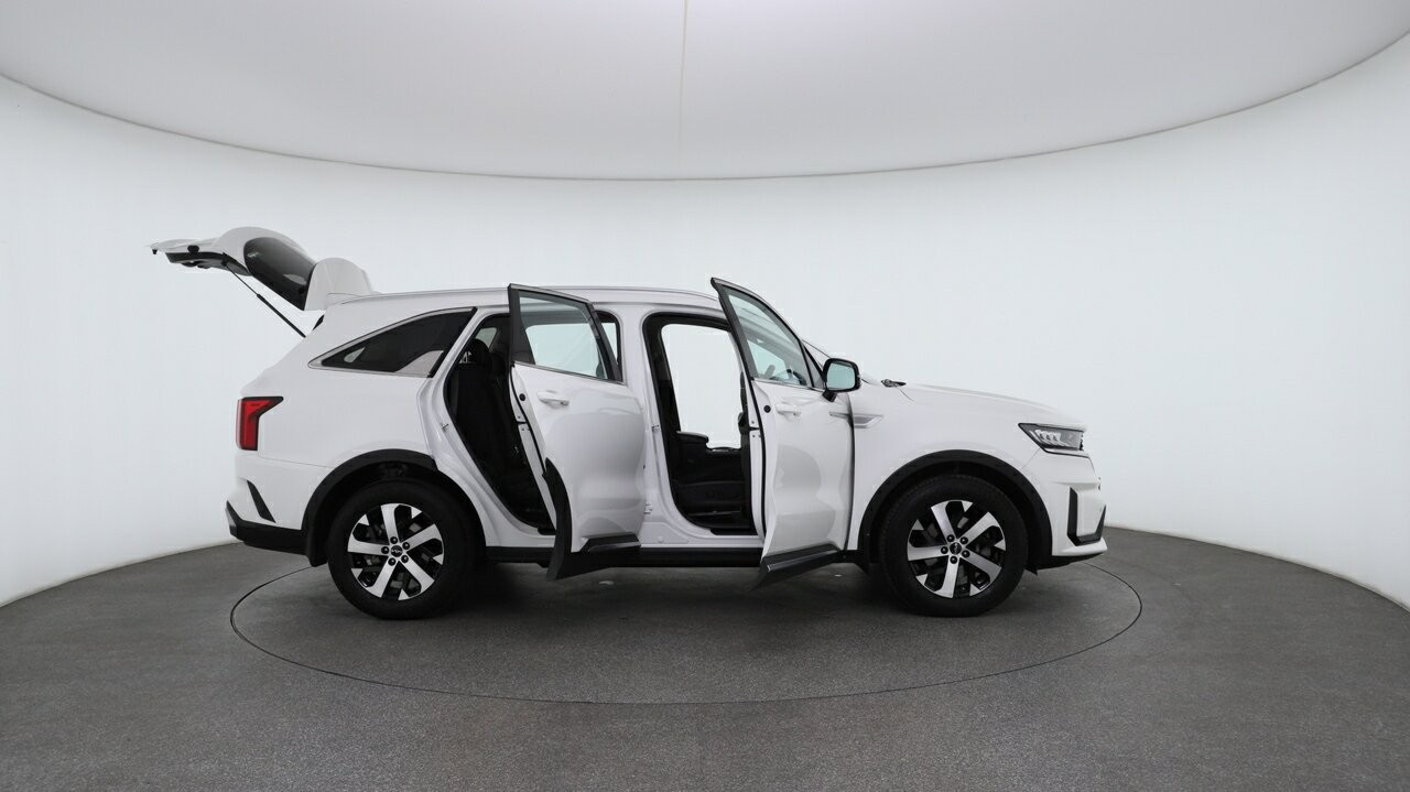 Kia Sorento image 4