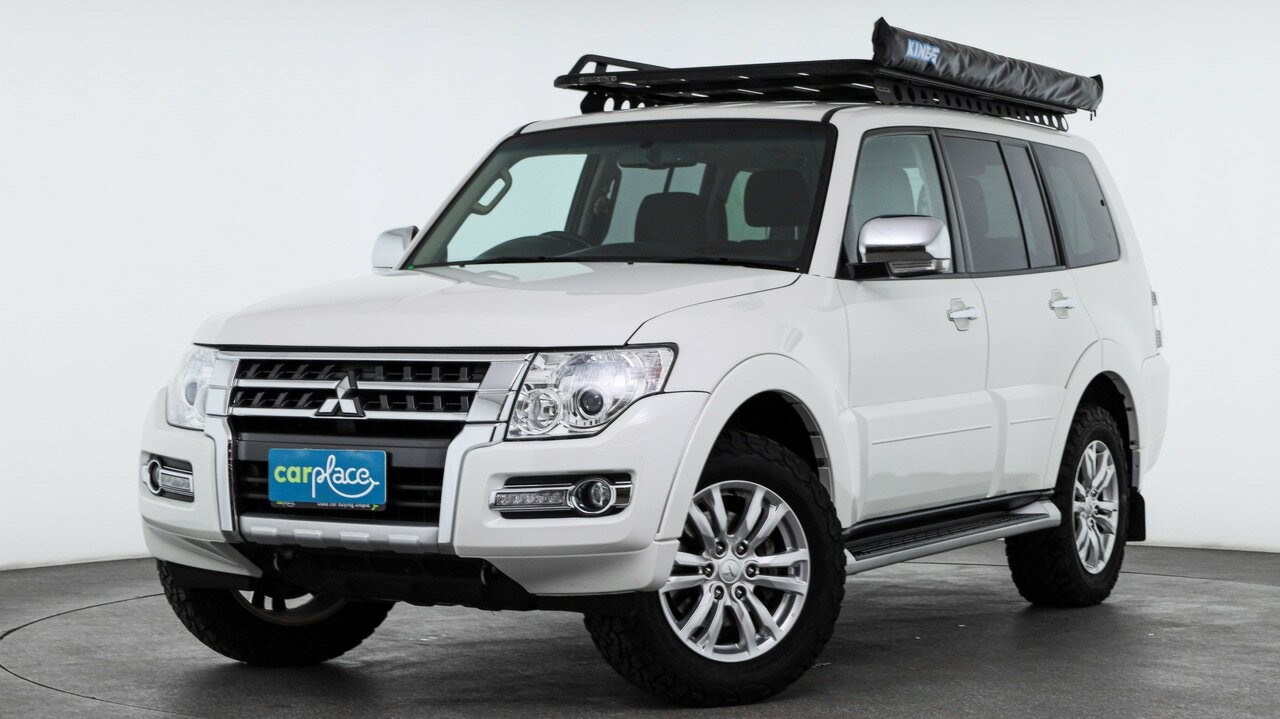 Mitsubishi Pajero image 1