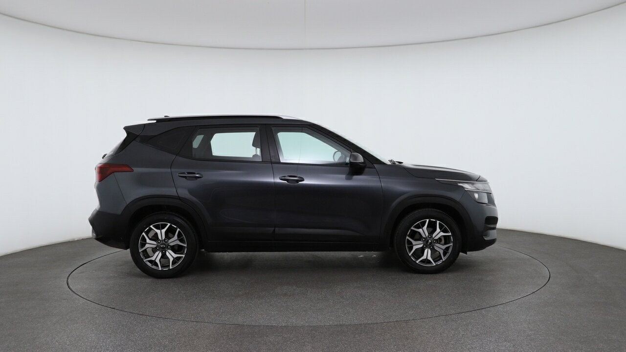 Kia Seltos image 3