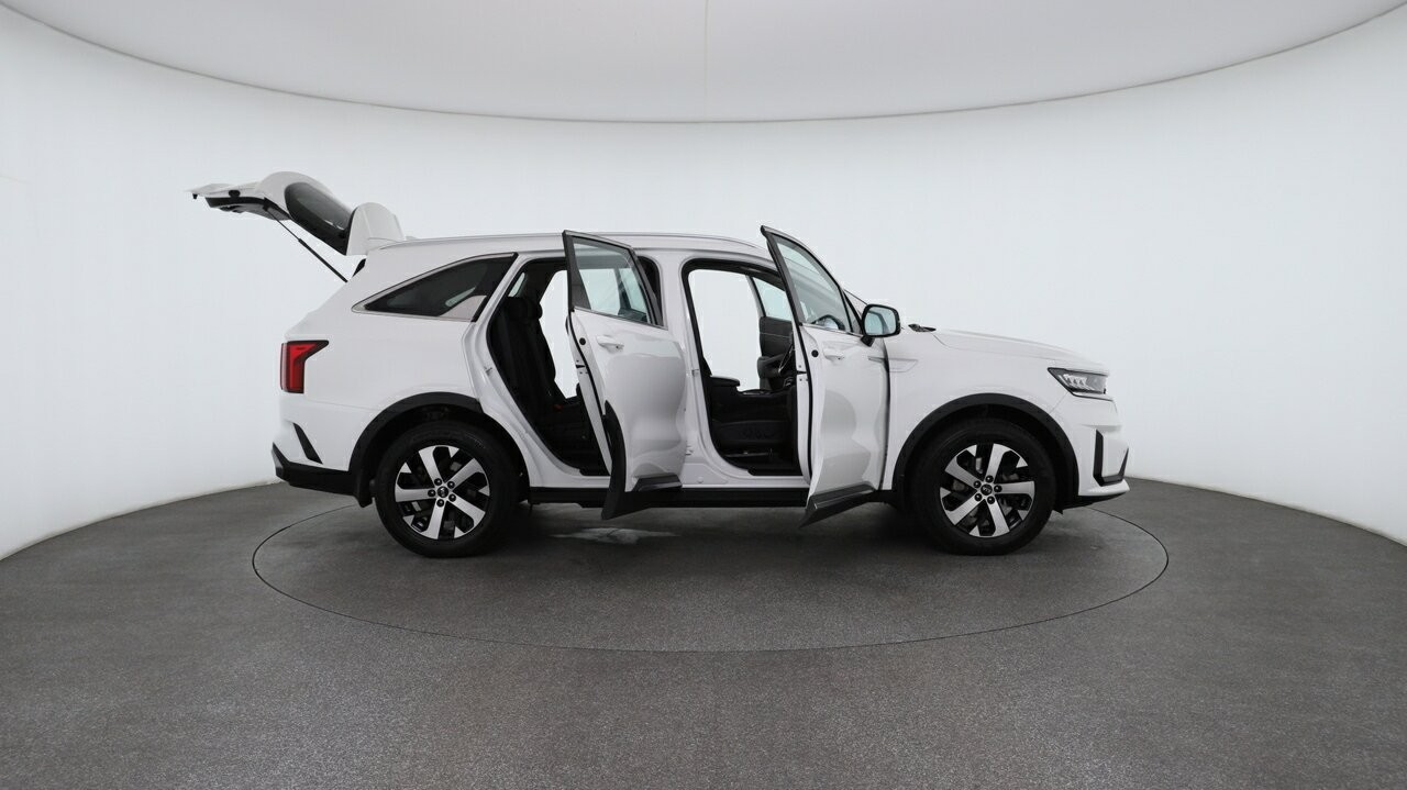 Kia Sorento image 4