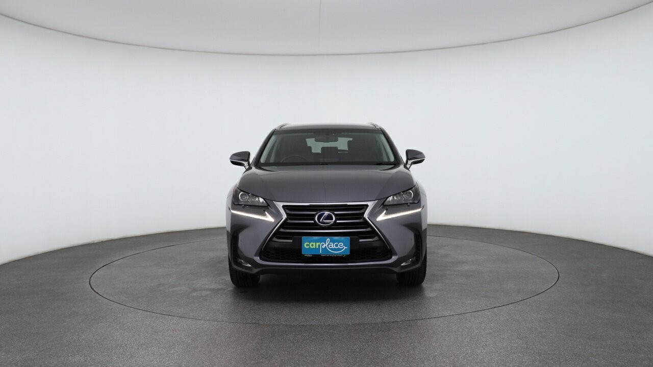 Lexus Nx image 2