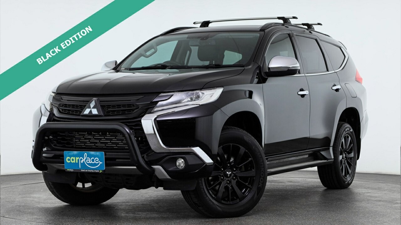 Mitsubishi Pajero Sport image 1
