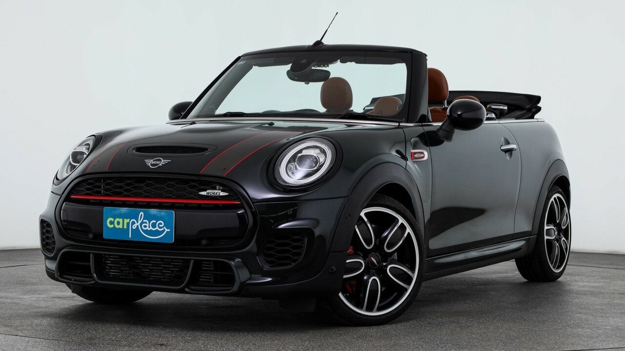 Mini Convertible image 1