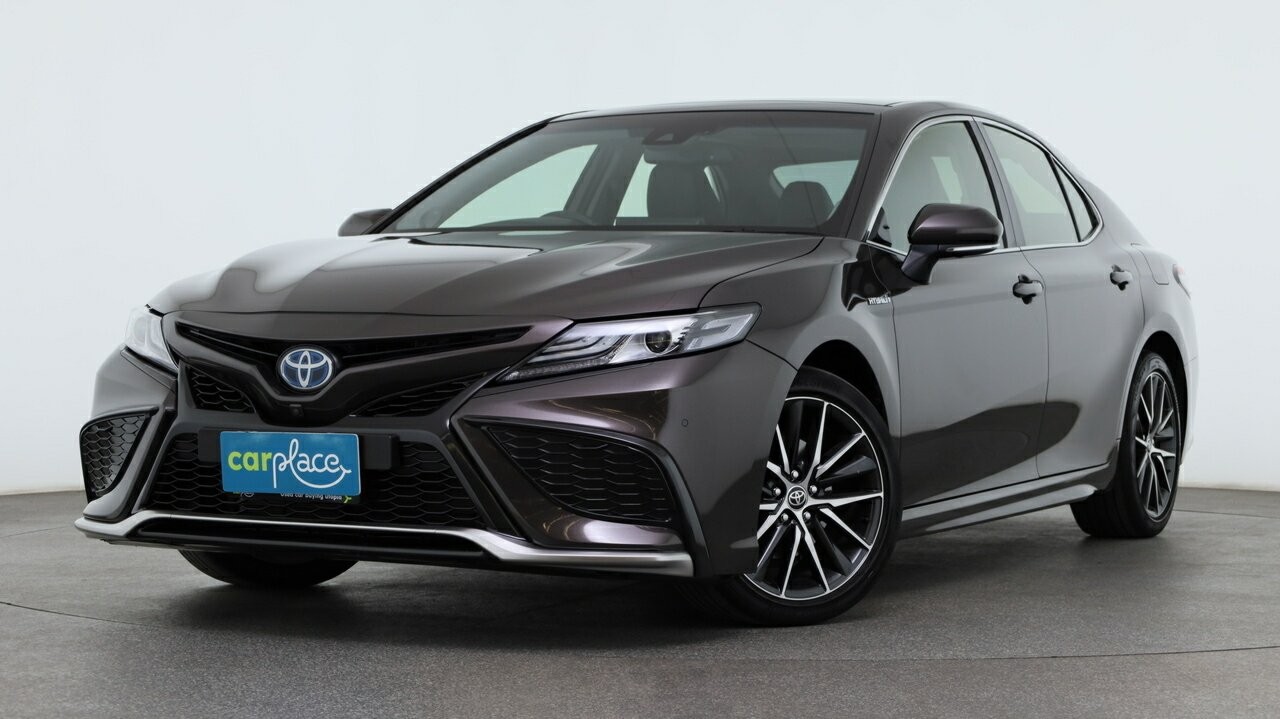 Toyota Camry image 1