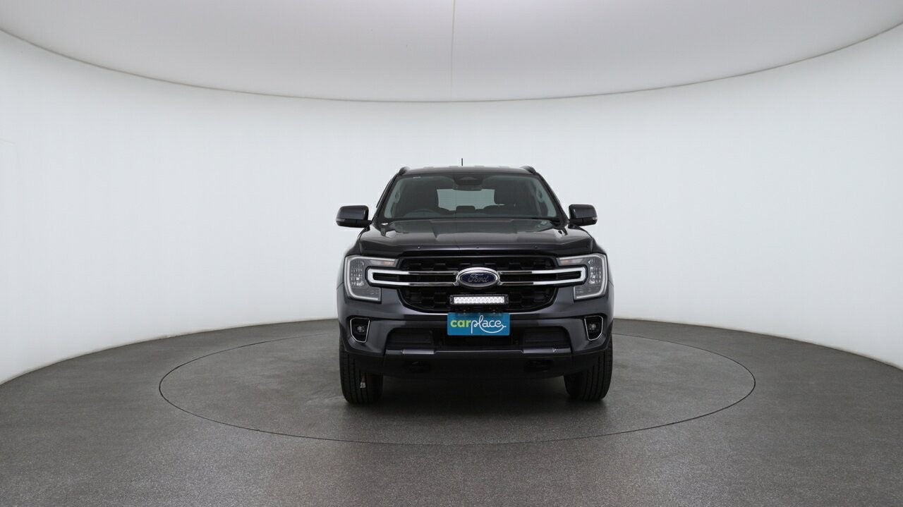 Ford Everest image 2