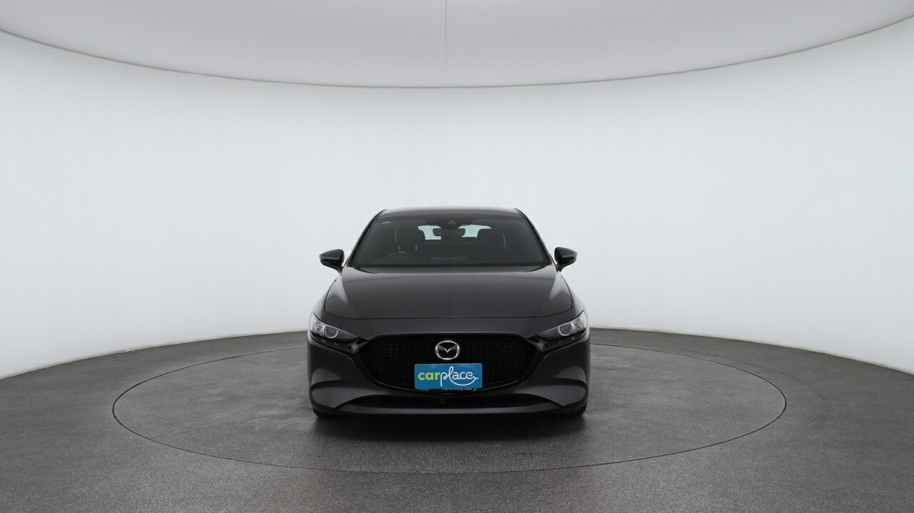 Mazda 3 image 2