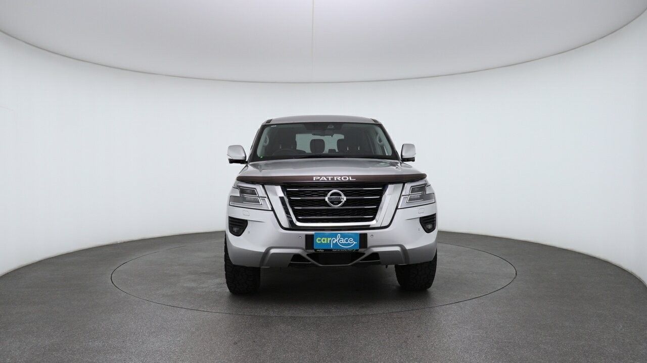 Nissan Patrol image 2