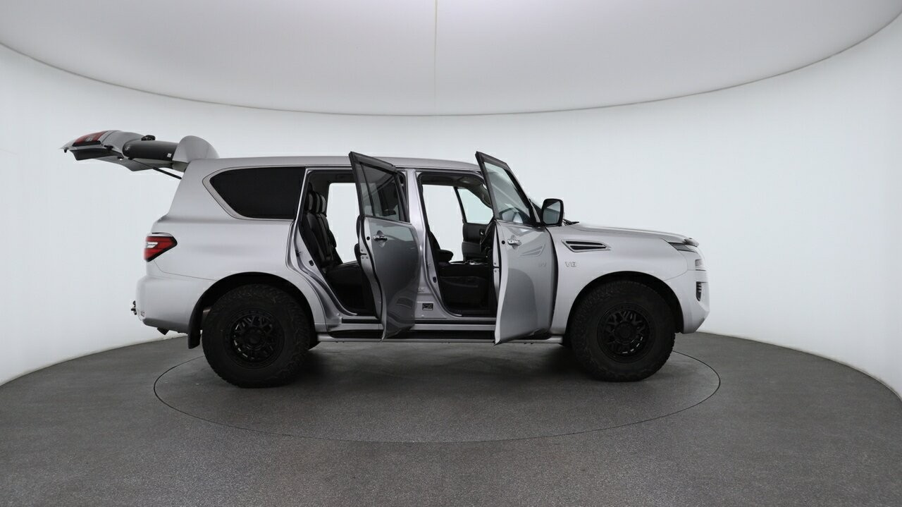 Nissan Patrol image 4