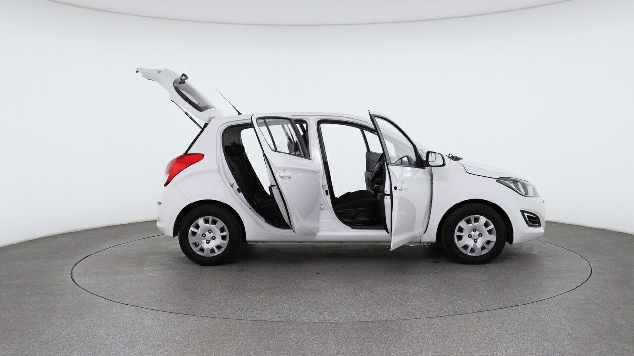 Hyundai I20 image 4