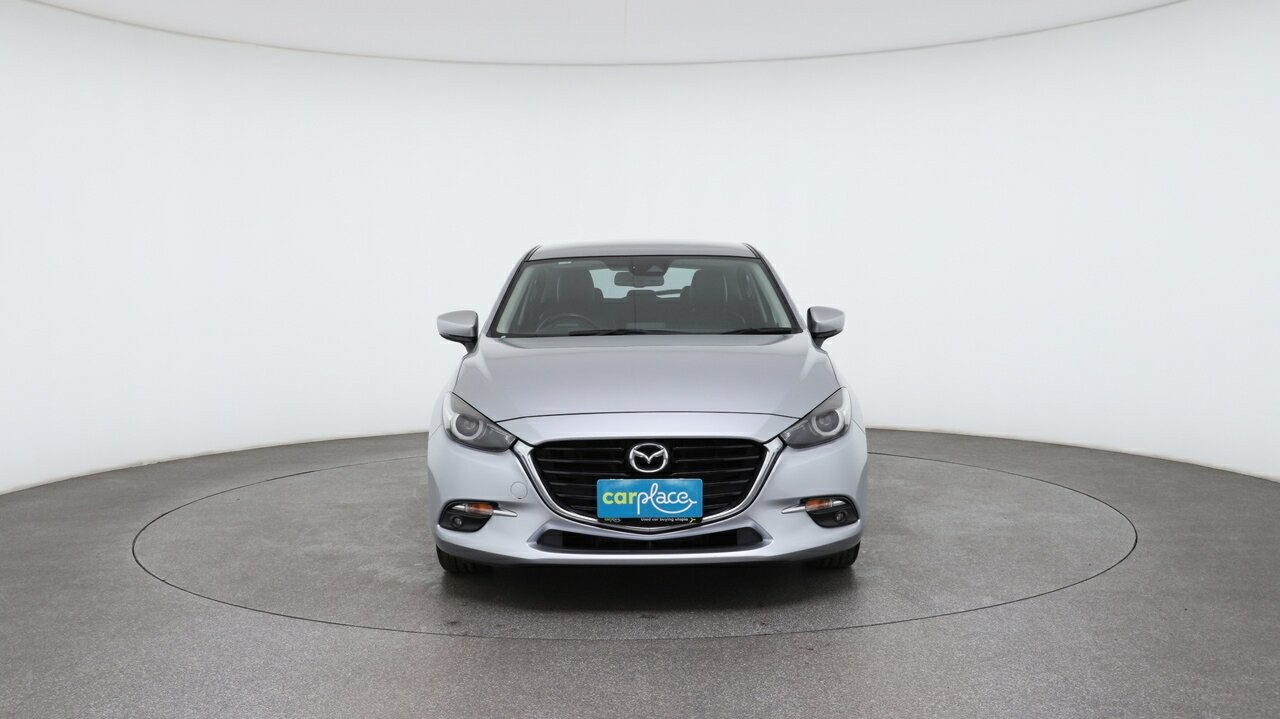 Mazda 3 image 2
