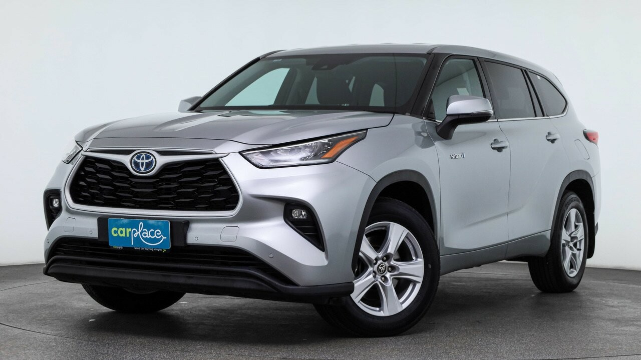 Toyota Kluger image 1