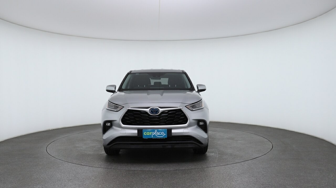 Toyota Kluger image 2