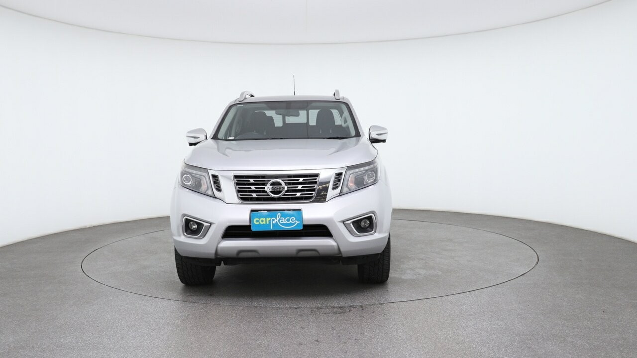 Nissan Navara image 2