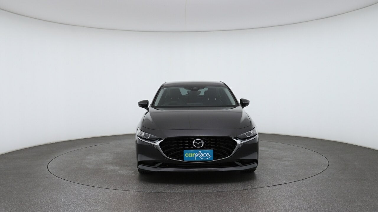 Mazda 3 image 2
