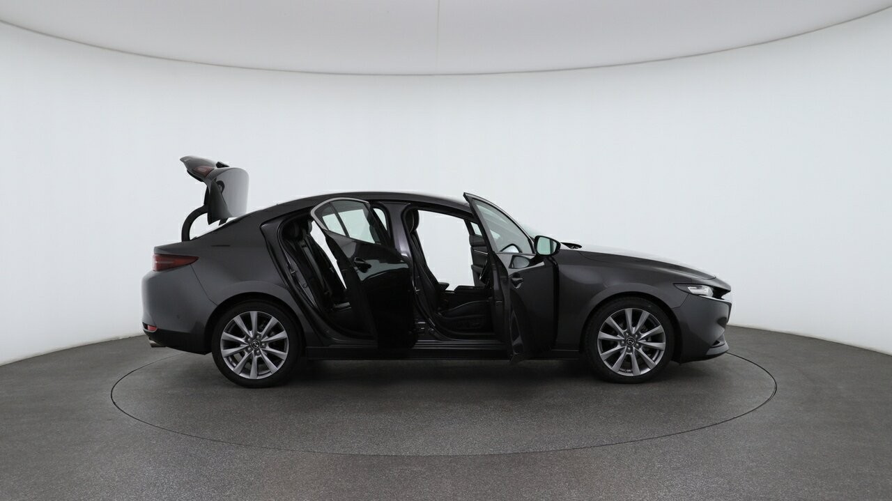 Mazda 3 image 4