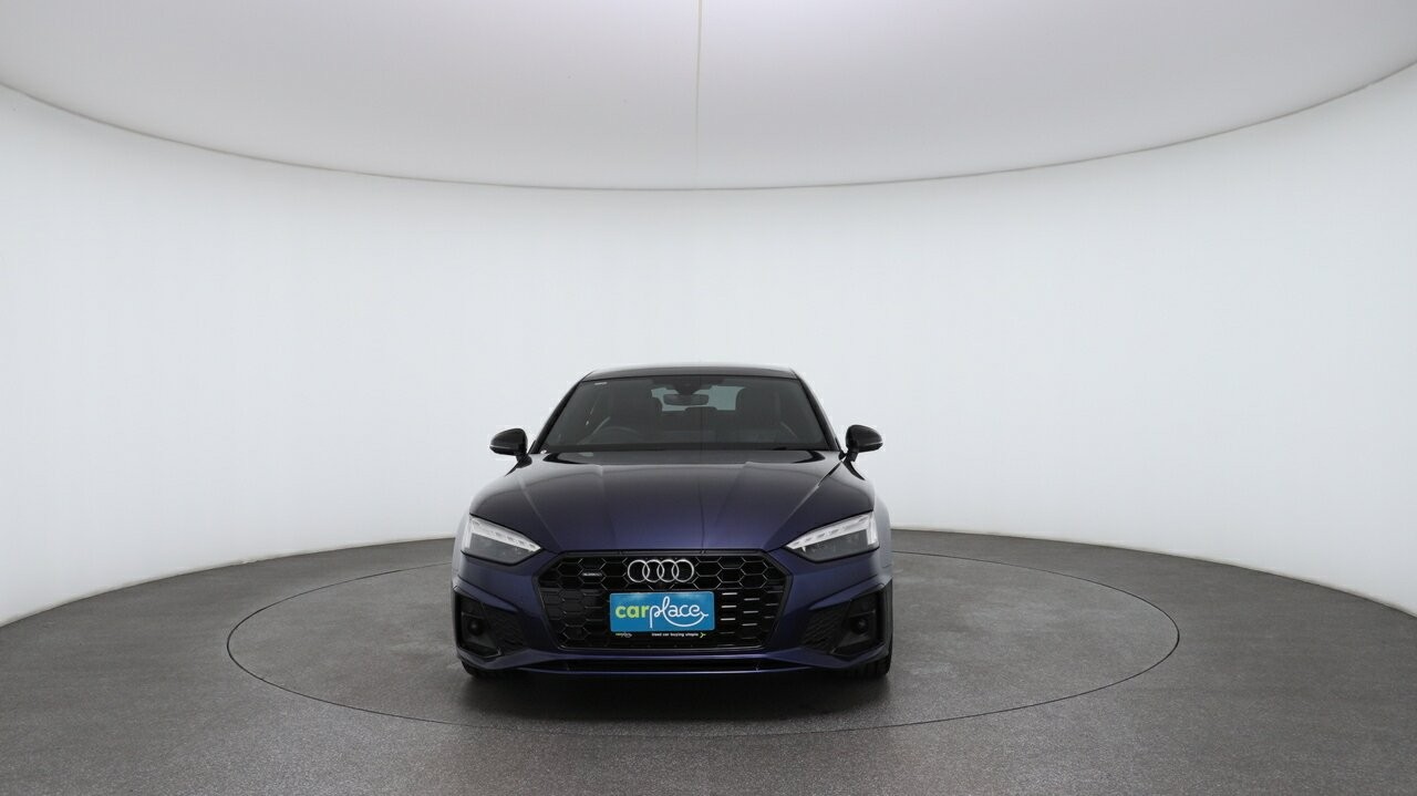 Audi A5 image 2