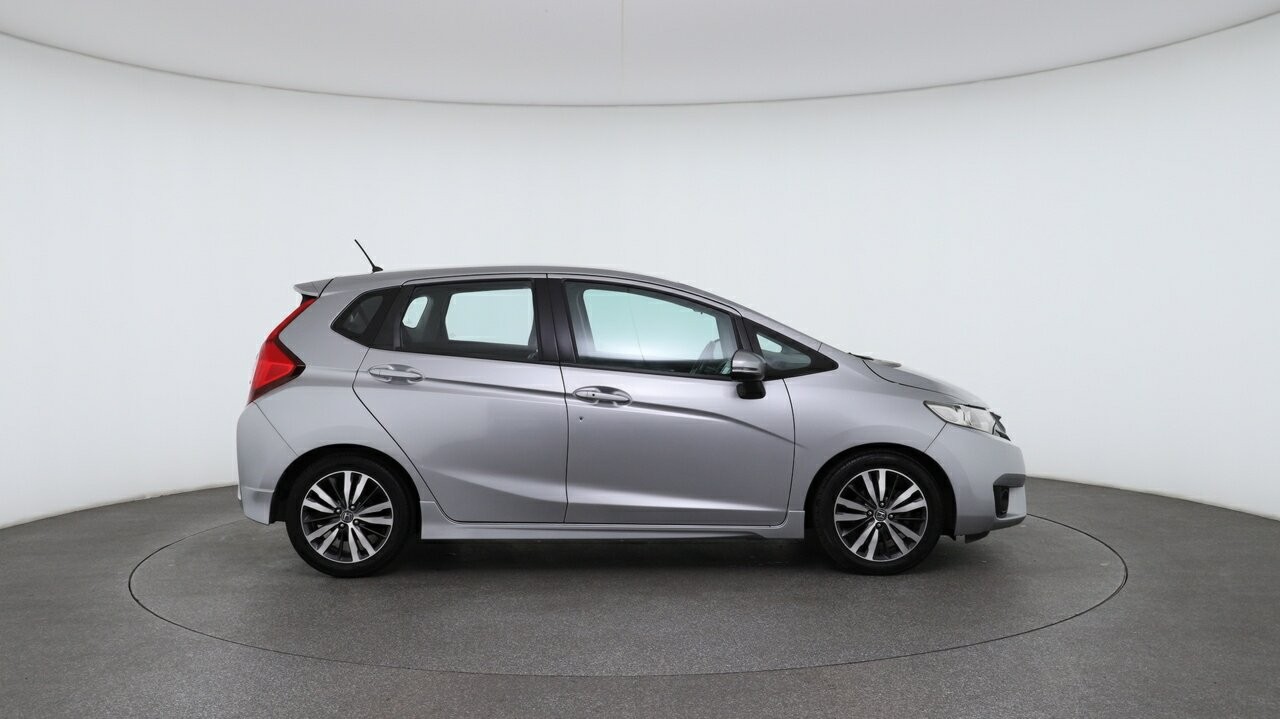 Honda Jazz image 3