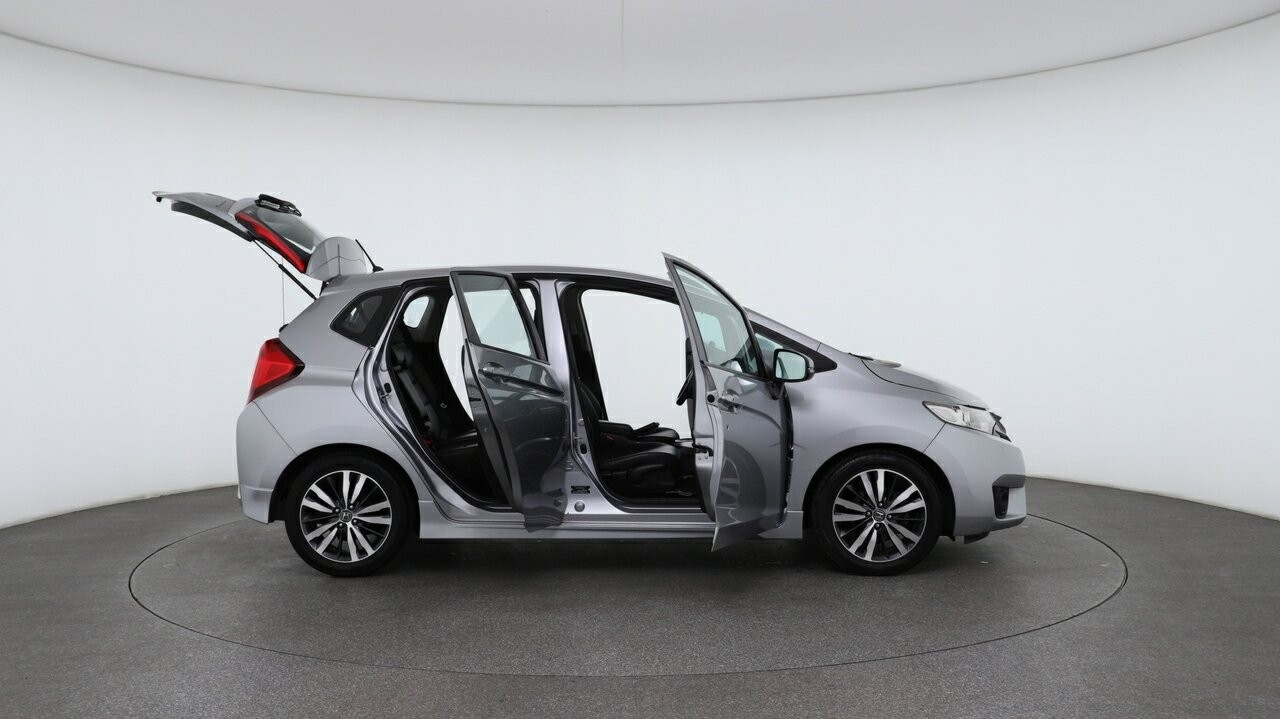 Honda Jazz image 4