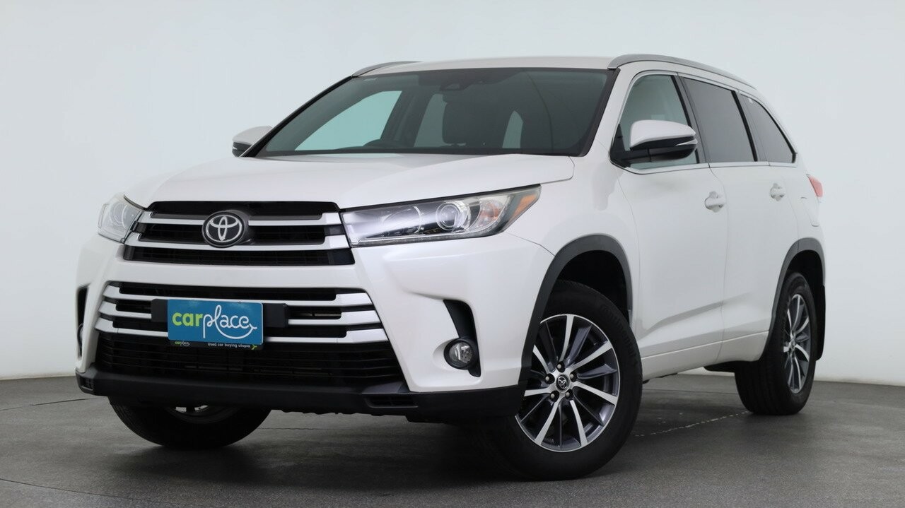Toyota Kluger image 1