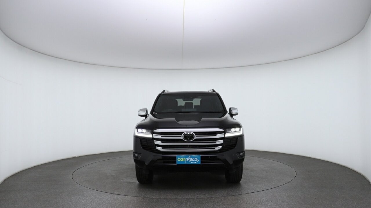 Toyota Landcruiser image 3