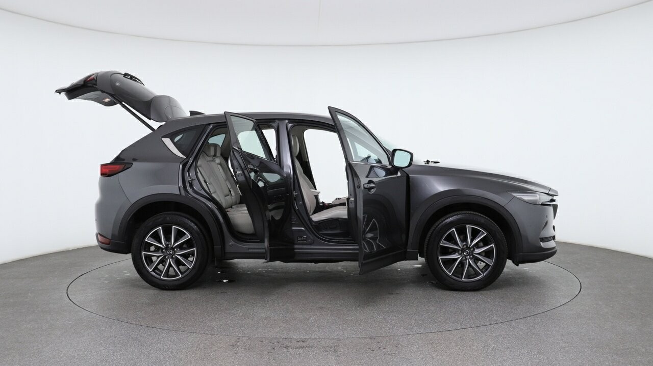 Mazda Cx-5 image 4