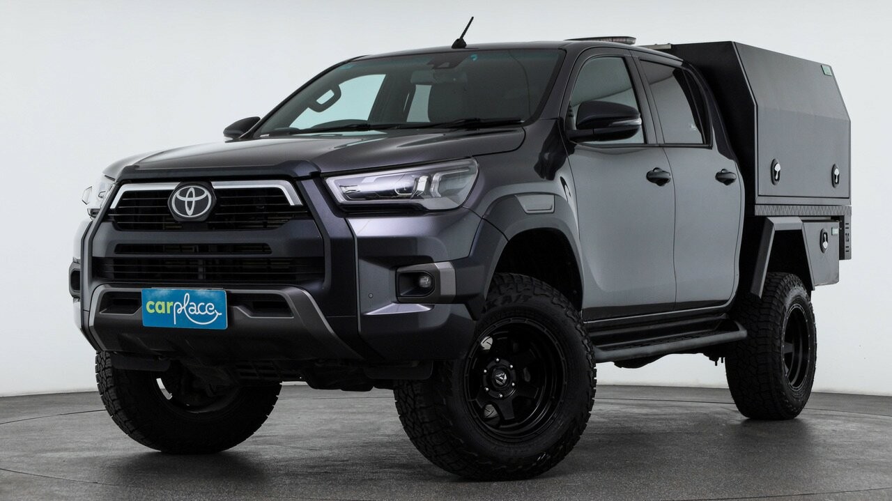 Toyota Hilux image 1