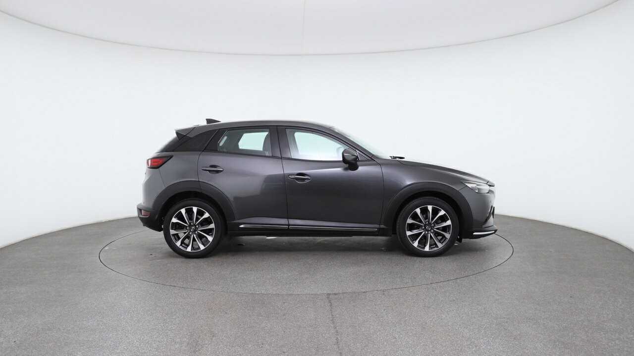 Mazda Cx-3 image 3