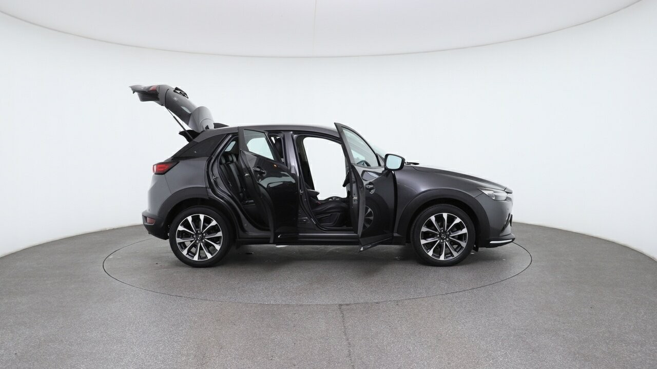 Mazda Cx-3 image 4