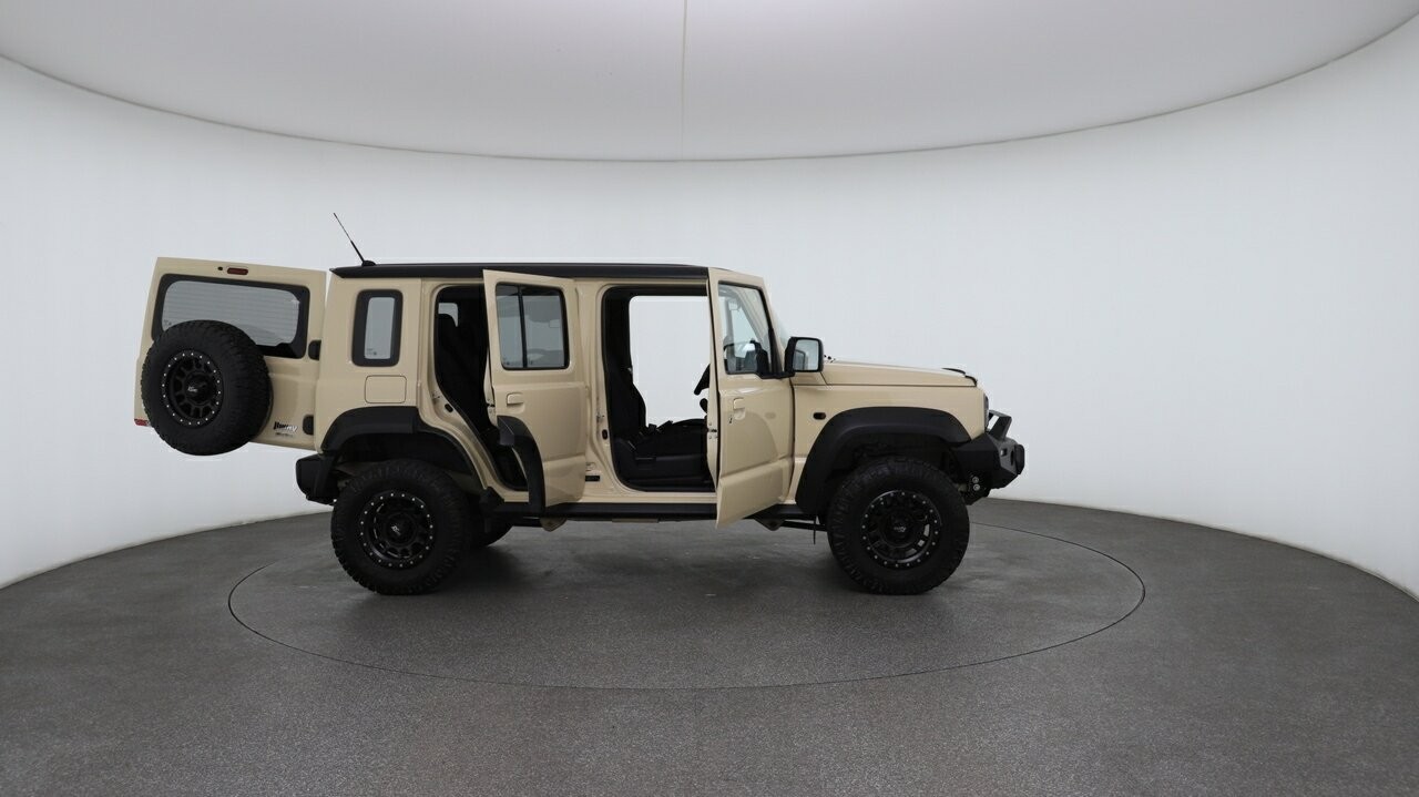 Suzuki Jimny image 4