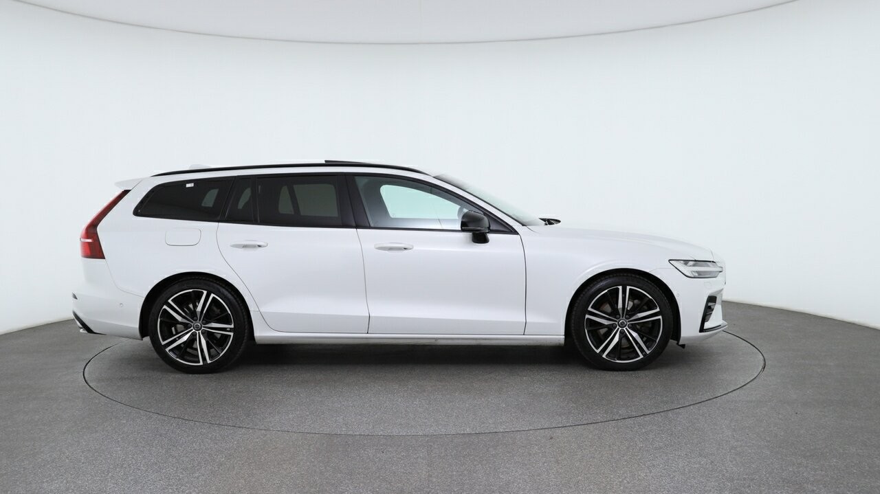 Volvo V60 image 3
