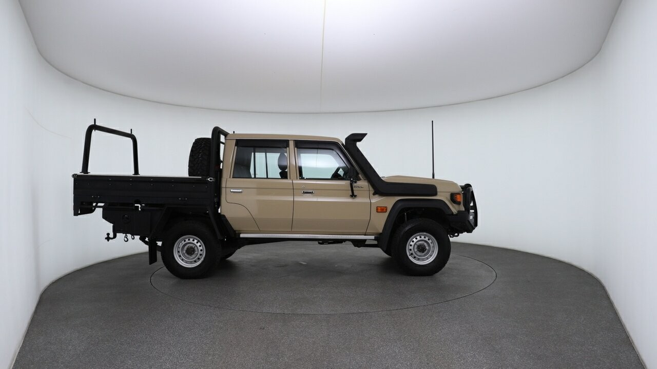 Toyota Landcruiser image 4