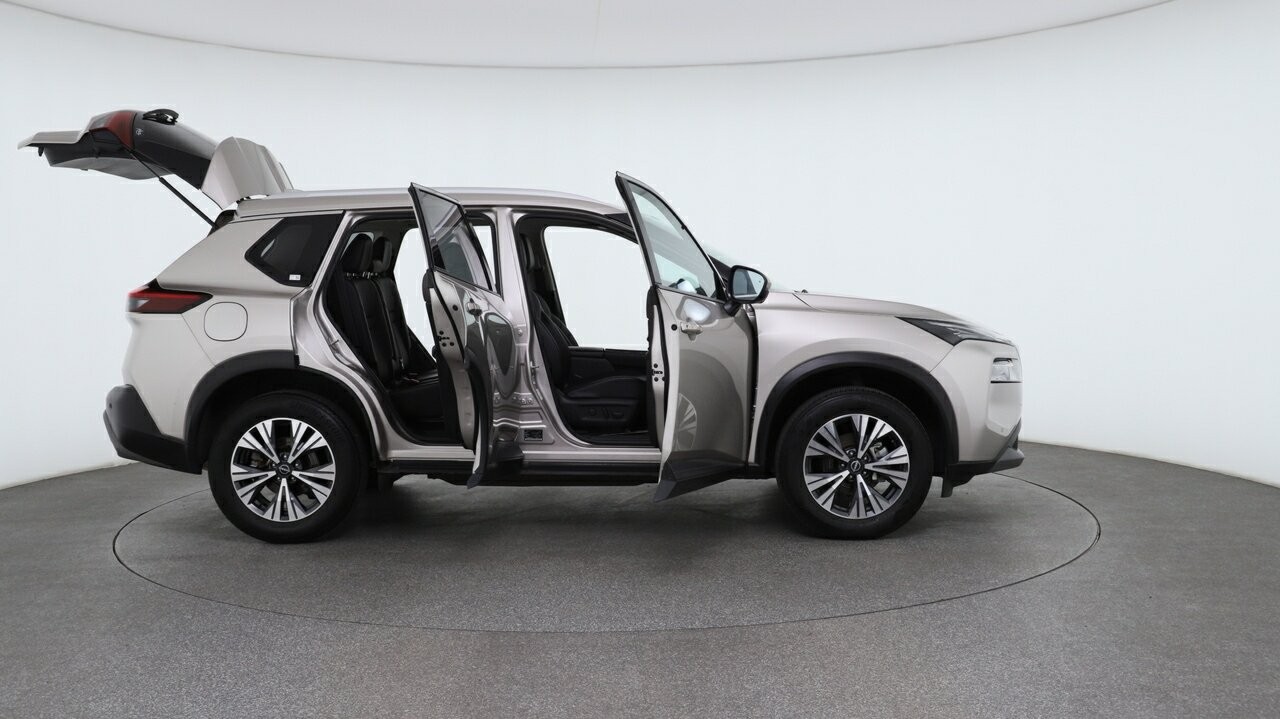 Nissan X-trail image 4