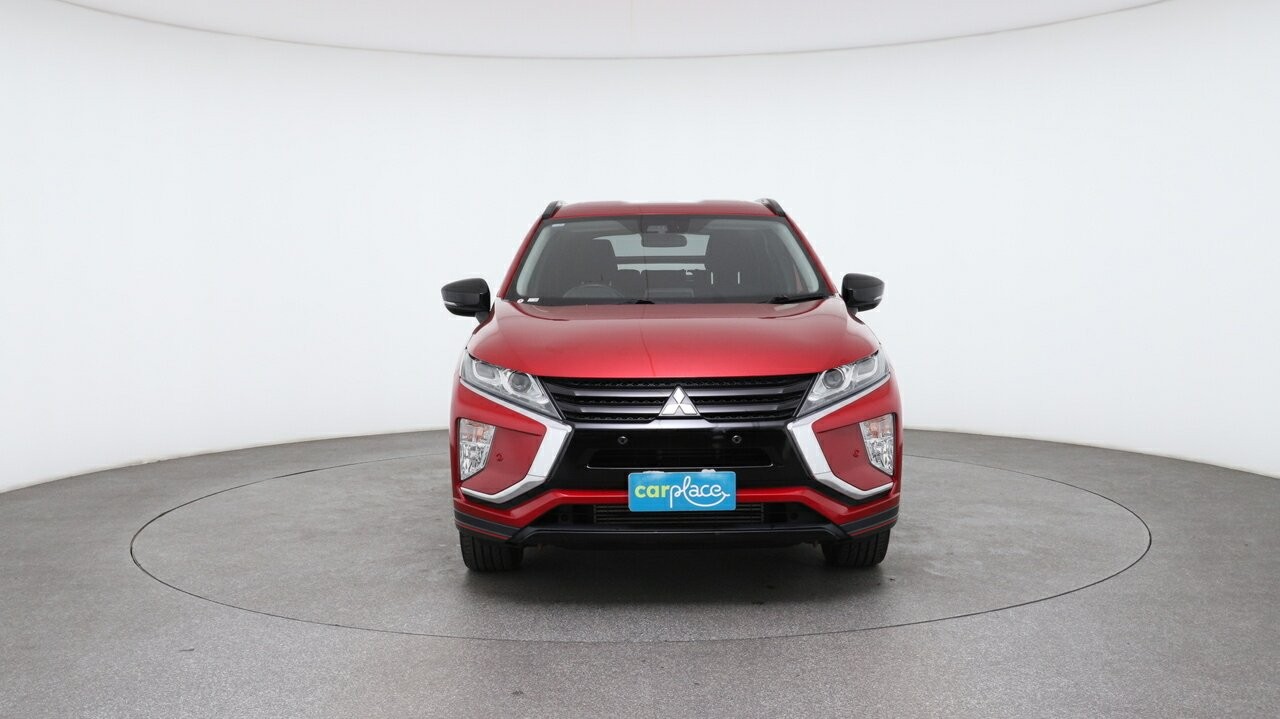 Mitsubishi Eclipse Cross image 2