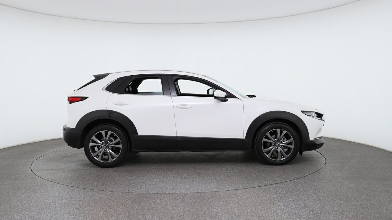 Mazda Cx-30 image 3