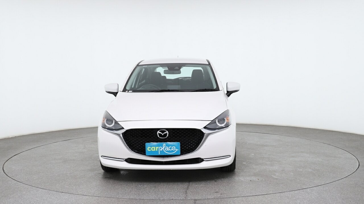 Mazda 2 image 2