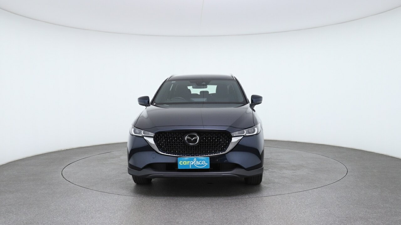 Mazda Cx-8 image 2