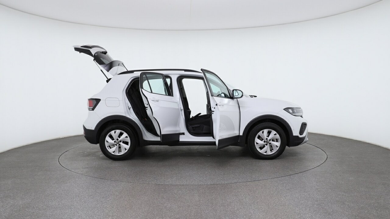 Volkswagen T-cross image 4