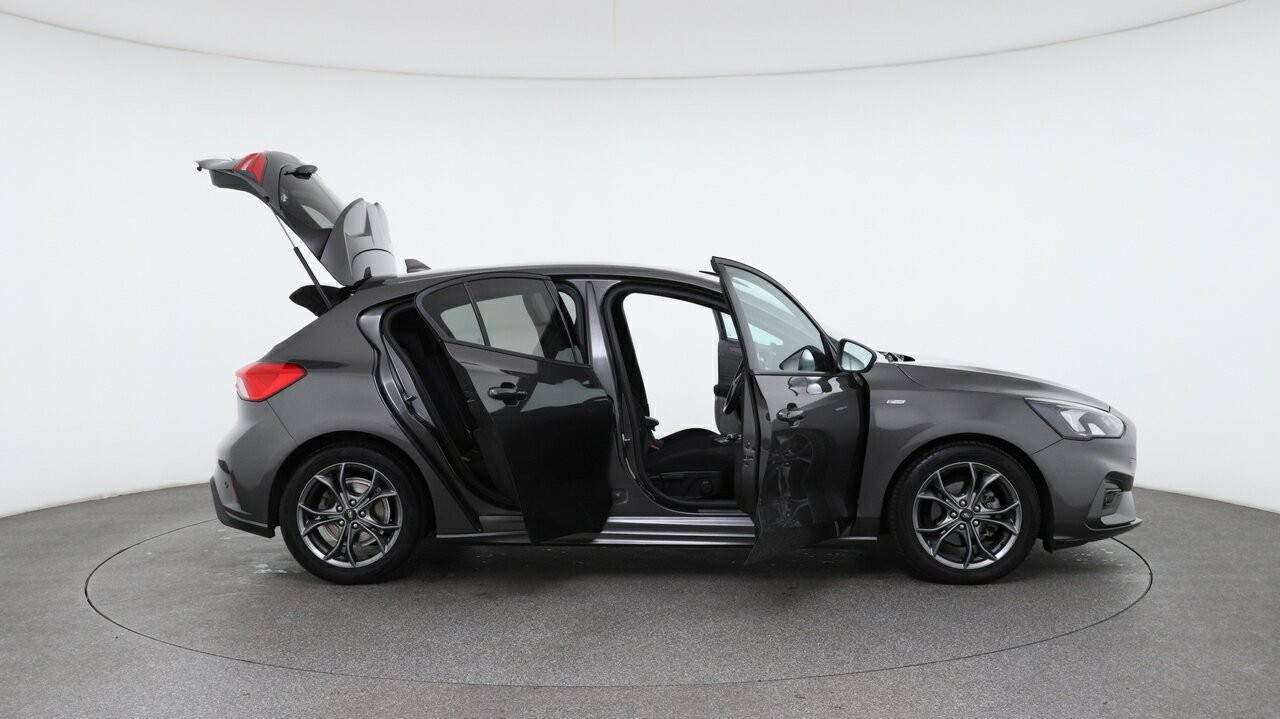 Ford Focus image 4