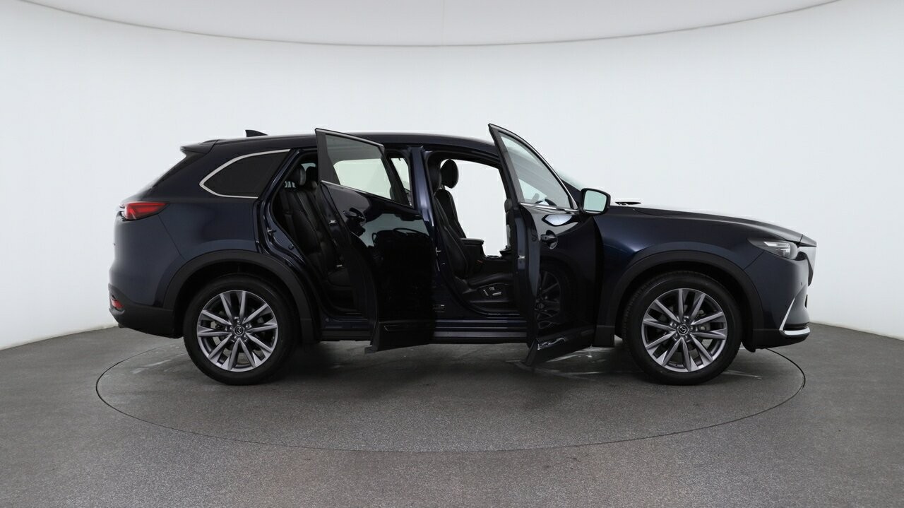 Mazda Cx-9 image 4