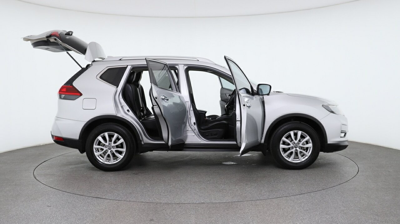 Nissan X-trail image 4