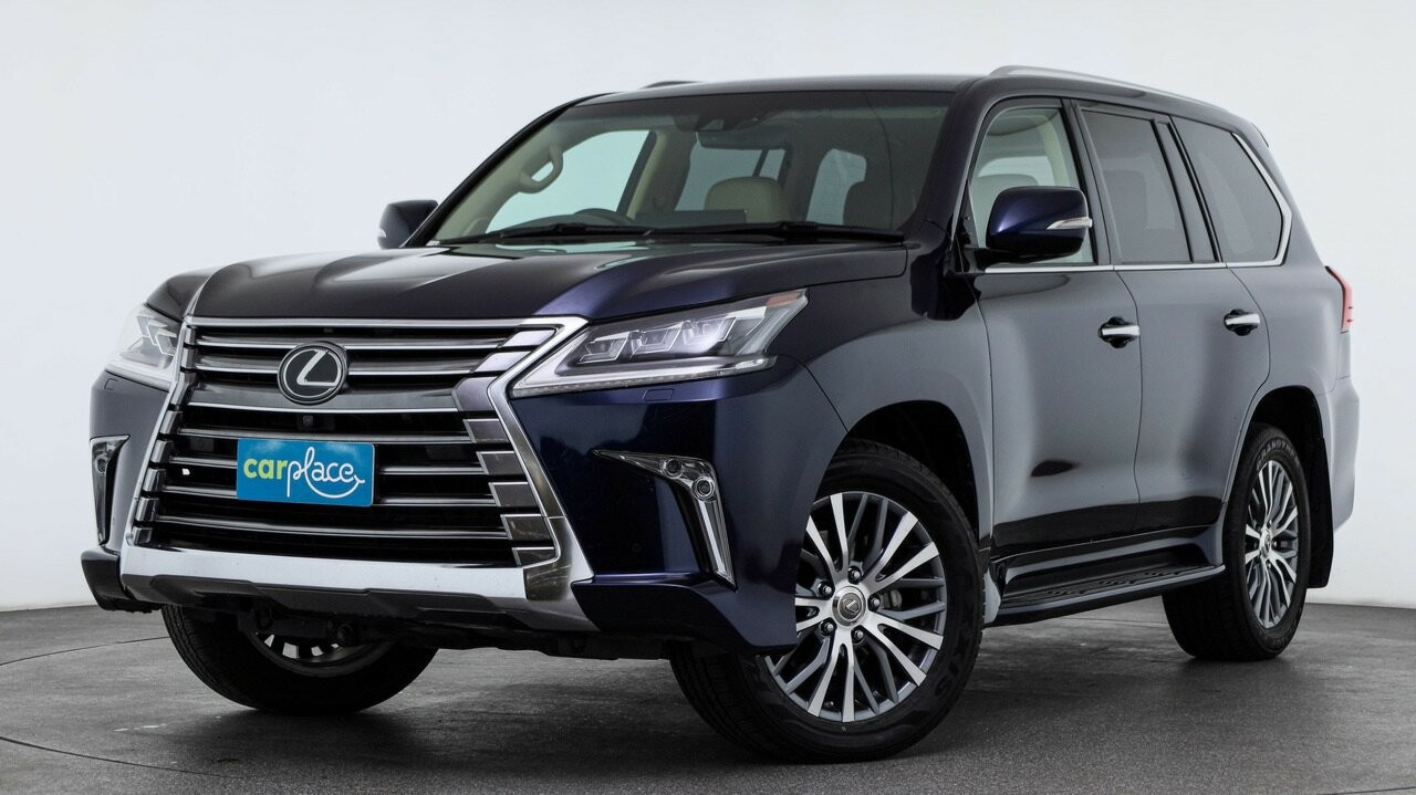 Lexus Lx image 2