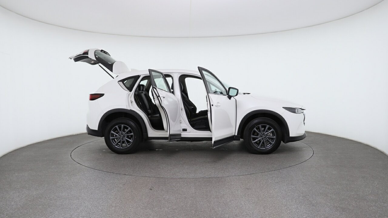 Mazda Cx-5 image 4