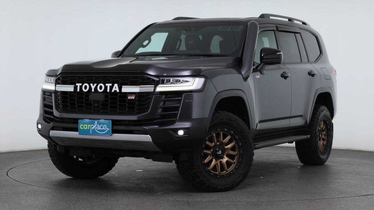 Toyota Landcruiser image 1