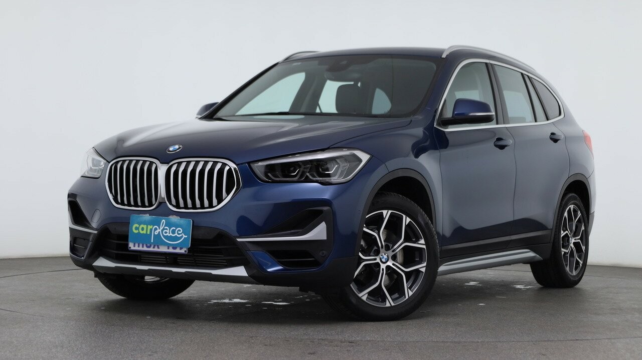 BMW X1 image 1