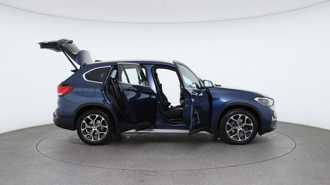 BMW X1 image 4