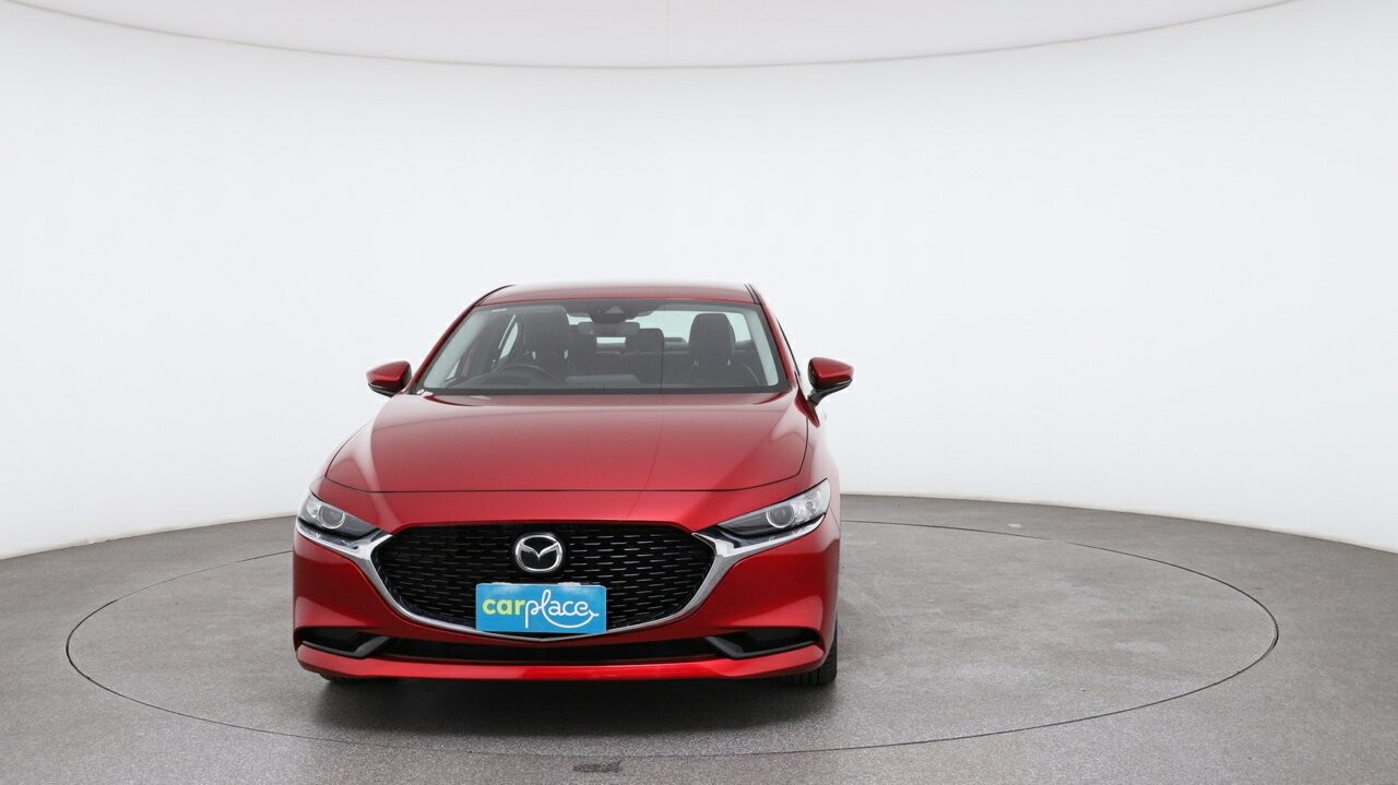 Mazda 3 image 2