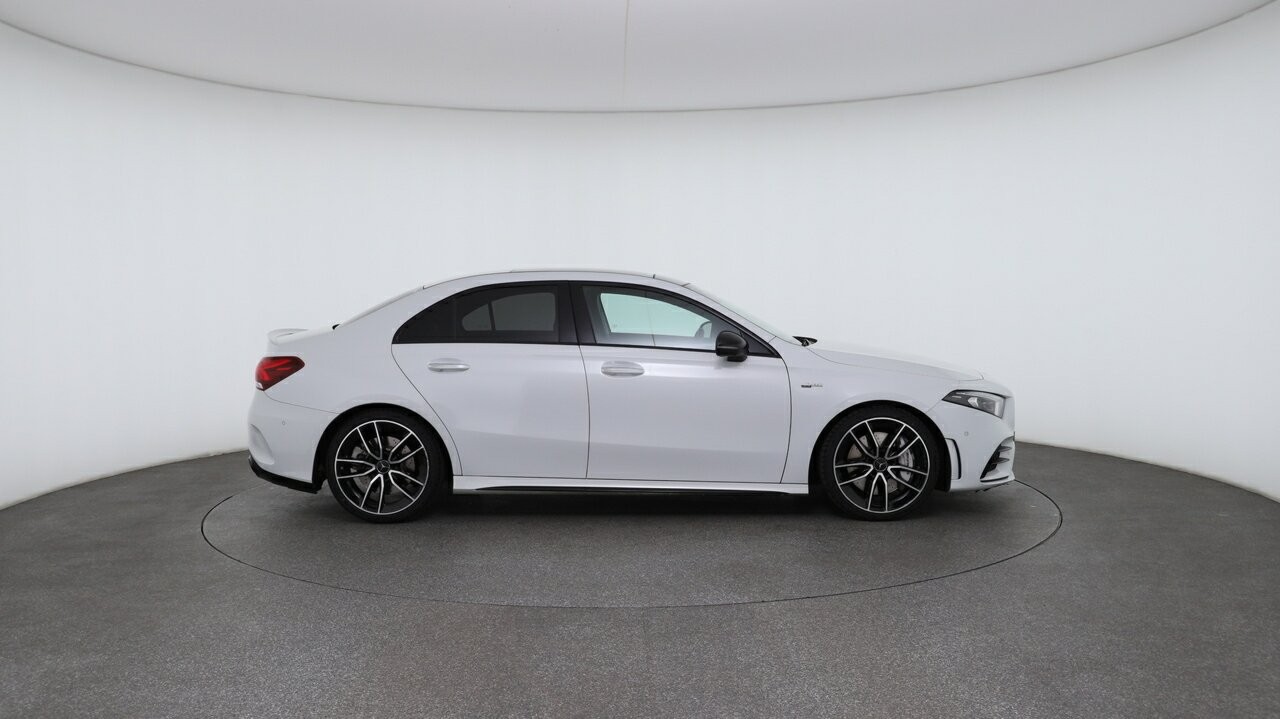 Mercedes Benz A-class image 3